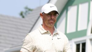 Rory McIlroy evades media after disappointing 1st round at US Open