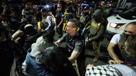 4 migrants escape from Newark ICE detention facility, DHS official confirms