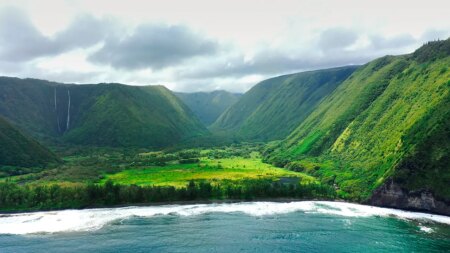 American tourist falls 30 feet off cliffside trail in vacation hot spot