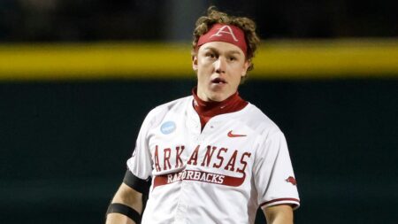 Arkansas suffers heartbreaking College World Series elimination to LSU after left fielder’s critical mistake