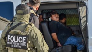 Fox News Poll: Voters view legal immigration as helpful, favor deporting those who are here illegally