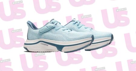 These Trendy Adaptive Sneakers Were Made for People With Mobility Difficulties
