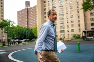 Zip it! Anthony Weiner lashes out at New Yorker who bashes him on campaign trail: ‘Trump motherf—er go home!’