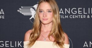 Naomi Watts and Liev Schreiber’s Daughter Kai, 16, Discusses Transgender Identity
