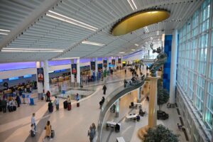 Dangerous mystery odor at major US airport sickens 7, sends some to hospital