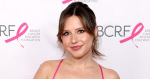 Katie Thurston Reveals How Much of Her Influencer Deals Pay for 0K Cancer Treatment Bills