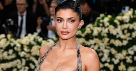Kylie Jenner’s Surgeon’s Office Receives Over 150 Calls a Day After She Shared Breast Implant Details