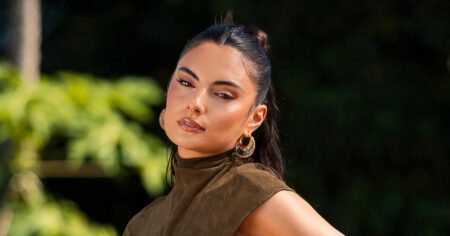 Paige DeSorbo Shows Off Her Sideboob in Daring Cutout Dress on ‘Love Island’