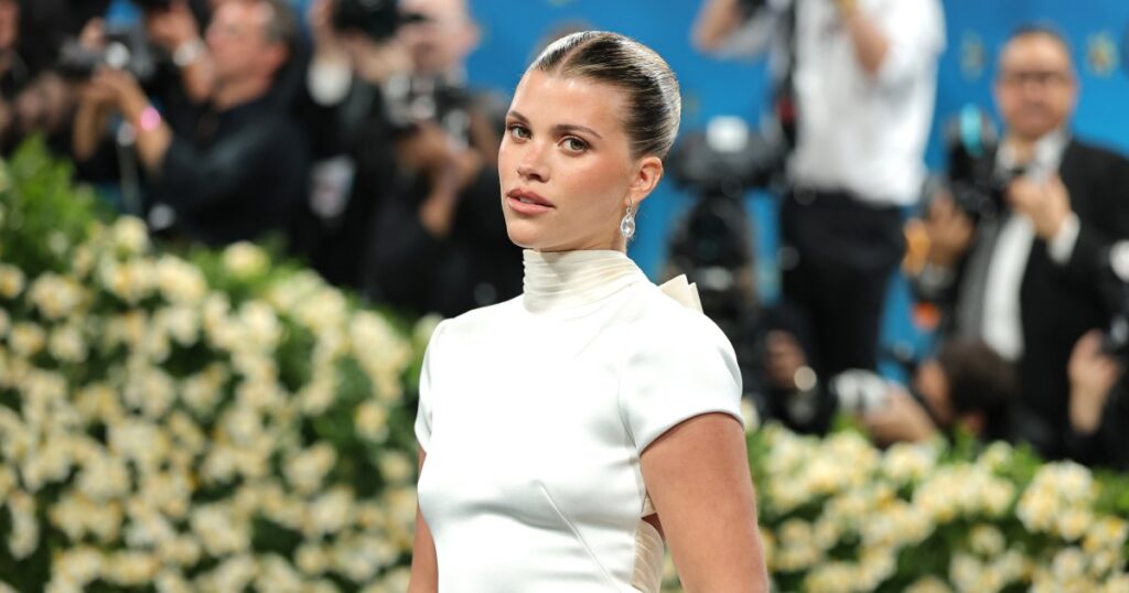 Channel Sofia Richie’s Chic Brunch Style With These 11 Looks on Amazon