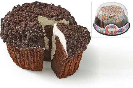 ‘Colossal’ 4-pound 6,000-calorie cupcake created by beloved NYC bakery hits supermarkets