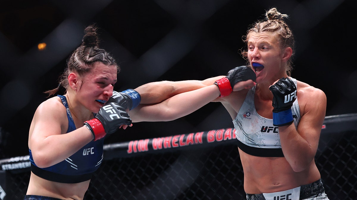 Erin Blanchfield fights Manon Fiorot