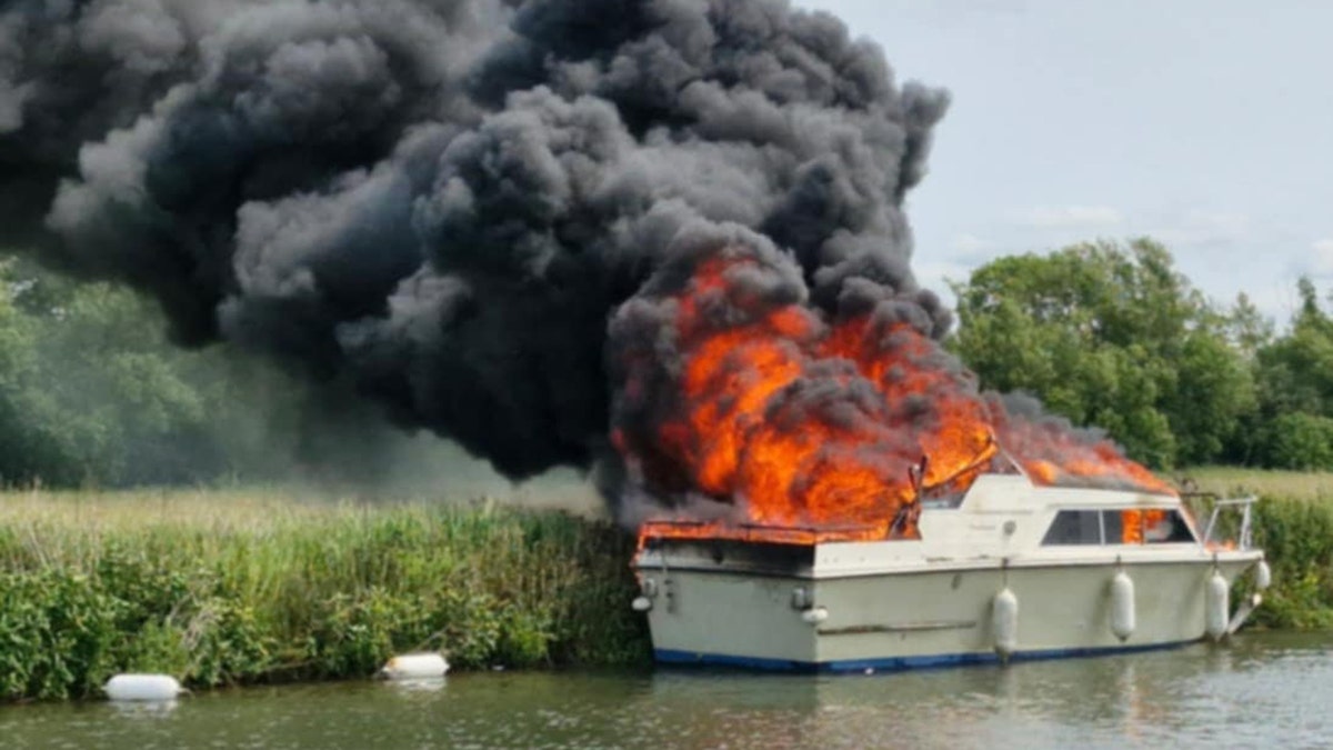 Josh Hobbs and Hannah Lloyd-Hobbs were walking along the Thames with their dog while on holiday when a nearby boat exploded and became engulfed in flames. The quick thinking couple rushed to the rescue. Release date June 5 2025. A hero couple saved the lives of four children and two adults after a boat exploded on the River Thames. Josh Hobbs, 35, and Hannah Lloyd-Hobbs, 34, both leapt in the water to save the six - including a baby. They said they were in the ''right place at the right time'' when they saw the inferno in what the police called