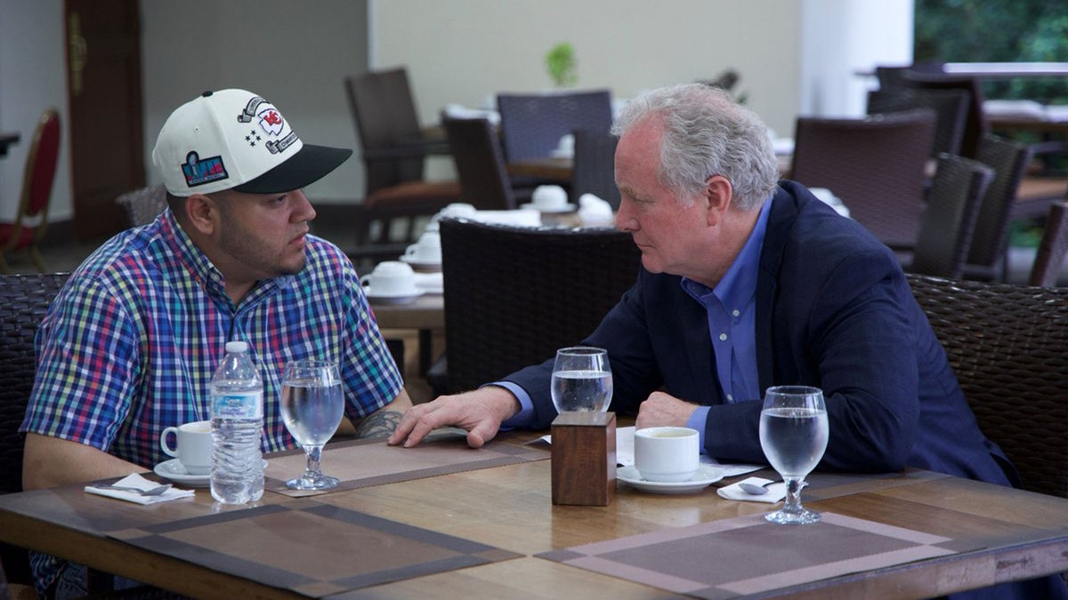 Abrego Garcia at table with Van Hollen