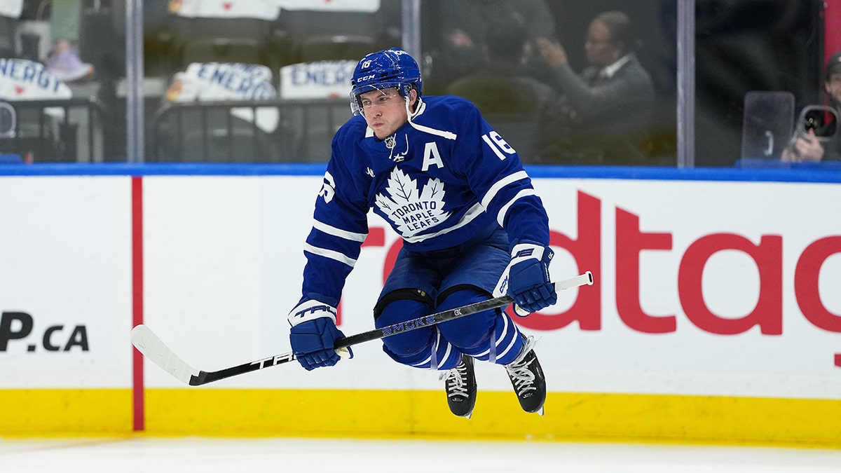 Mitch Marner jumps on ice