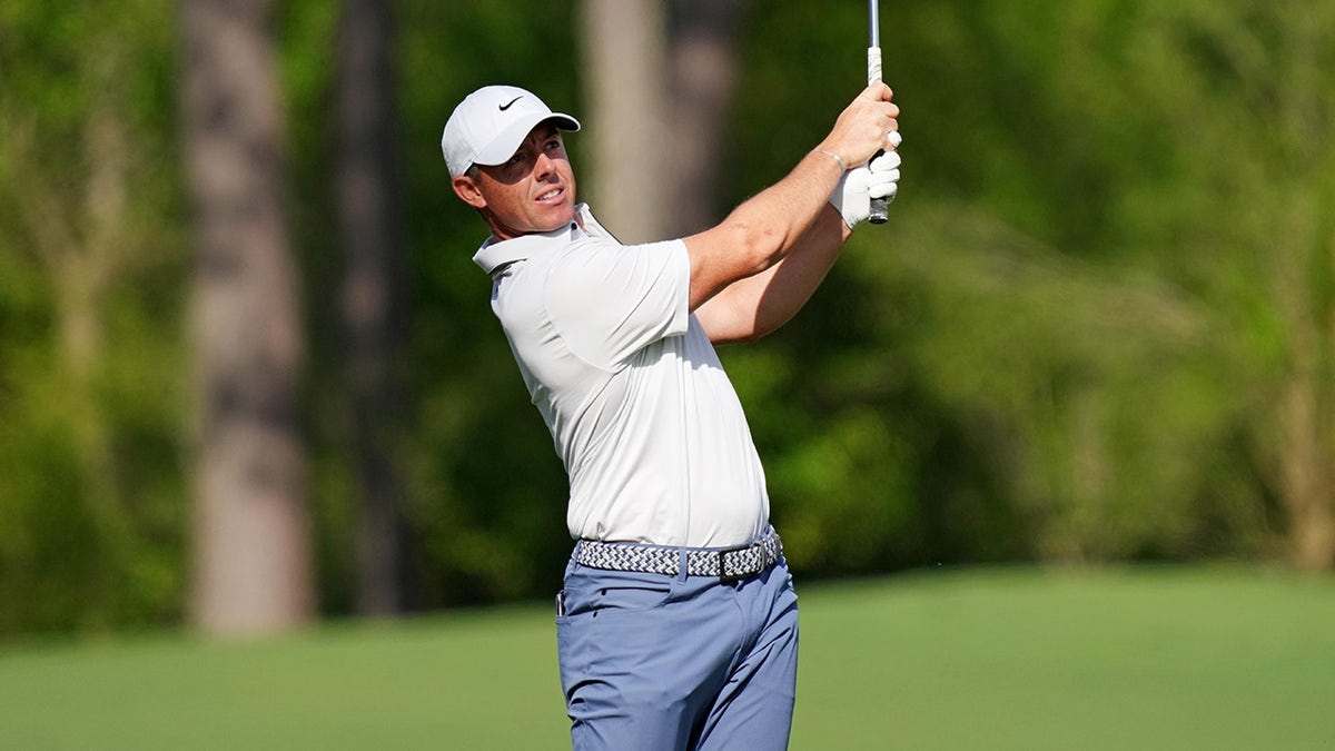 Rory McIlroy swings