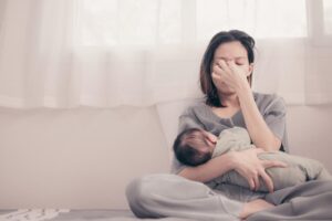 Longer maternity leave linked to one very unhealthy habit