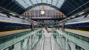 Why is Eurostar allowing passengers to board 30 minutes earlier?