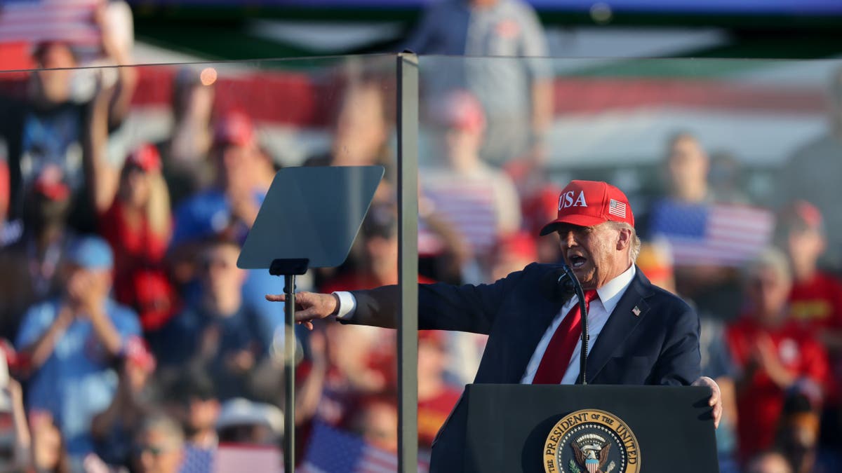 Trump speaks at America250 event in Iowa