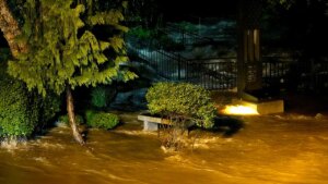 NJ flash flooding kills at least 2 after surging waters sweep up vehicle