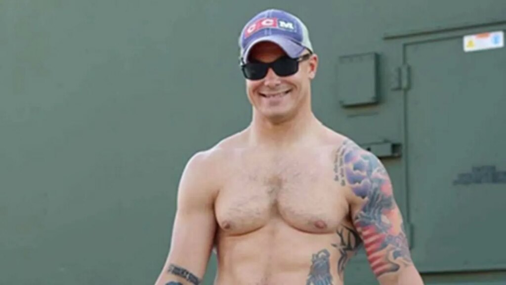 Innocent hiker mistaken for fugitive dad accused of killing his three daughters