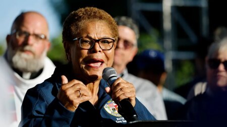 LA Mayor Bass dodges question on whether all illegal immigrants in city should be allowed to stay