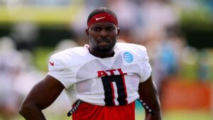 Titans’ veteran edge rusher surprisingly retires just 1 day before training camp