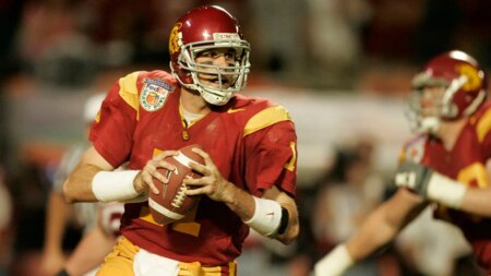Heisman Trophy winner Matt Leinart sounds alarm on blood shortages, why campaign hits close to home