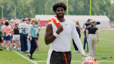 Browns owner reveals team wasn’t considering drafting Shedeur Sanders until last-day conversation