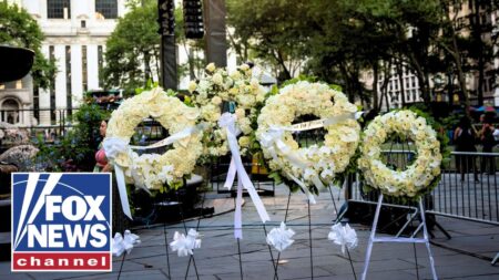 Vigil held for victims in Midtown Manhattan shooting