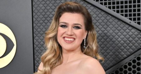 Kelly Clarkson Postpones Las Vegas Residency at the Last Minute: ‘I Am Devastated’  