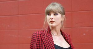Stop Telling Millennial Women — Like Taylor Swift, Blake Lively and Chrissy Teigen — What to Wear!