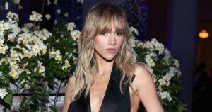 Suki Waterhouse Hospitalized for Hernia After Wearing Tight Pants 