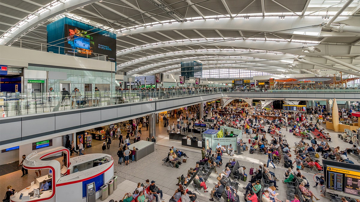 heathrow airport travelers