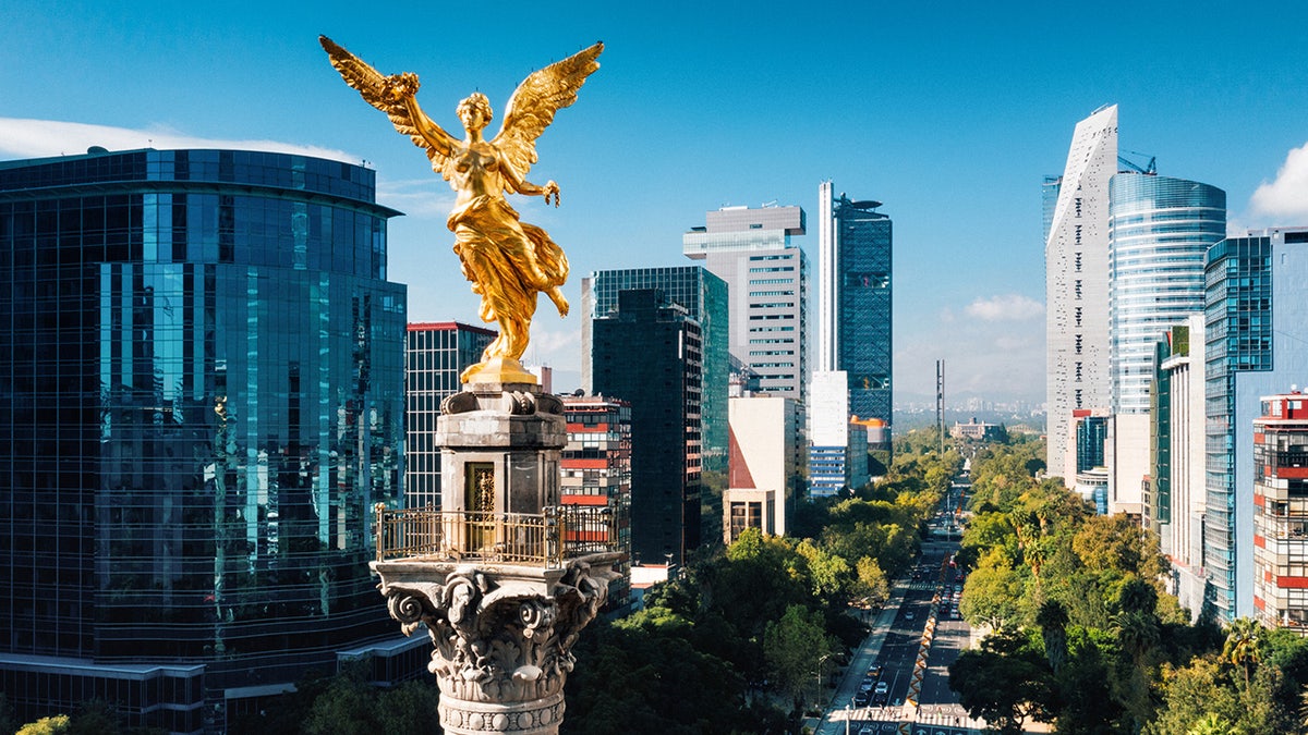 The number of Americans living in Mexico jumped 70% from 2019 to 2022.