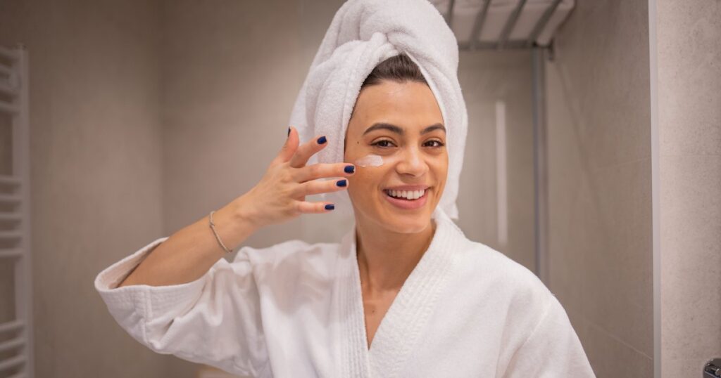 Shoppers Are Ditching Expensive Face Creams for This Under- Vitamin C Moisturizer