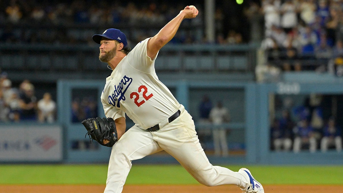 Clayton Kershaw pitches