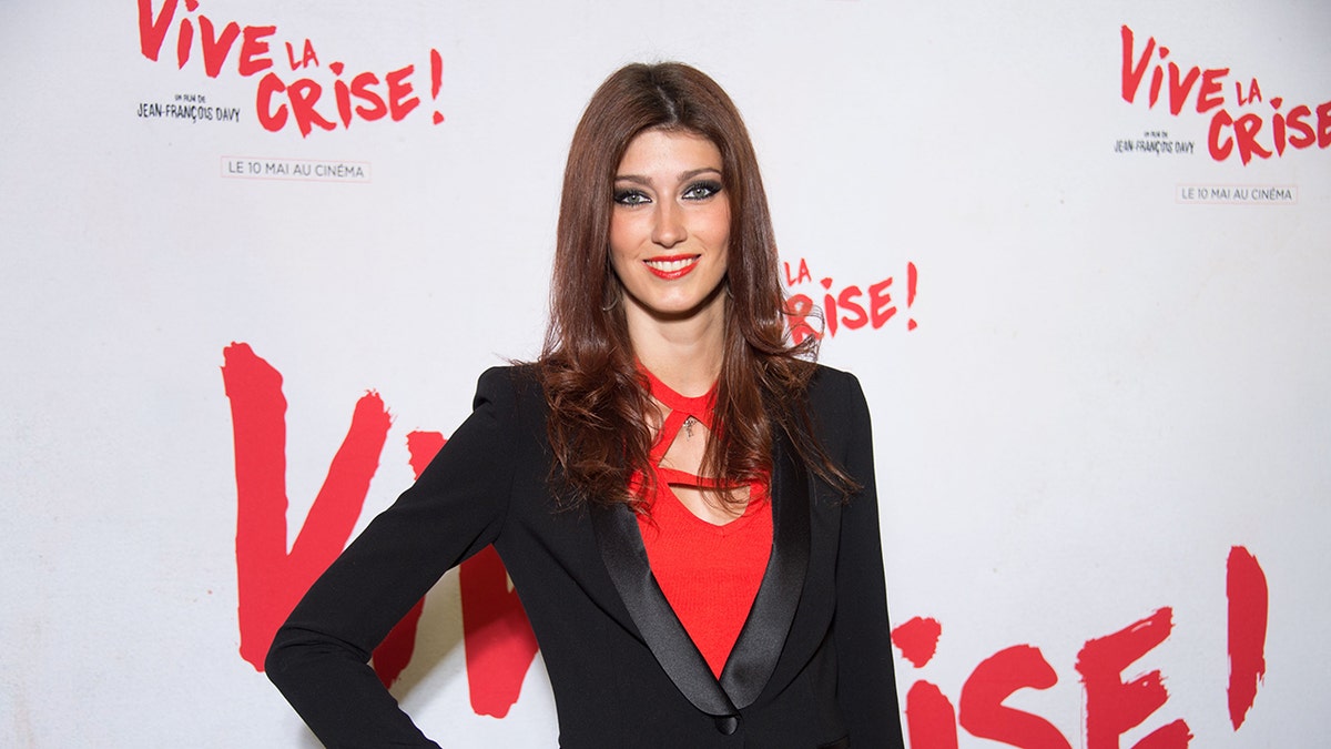 "Vive La Crise" Paris Premiere At Cinema Max Linder
