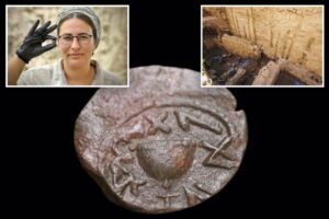 2,000-year-old coin produced by Jewish rebel unearthed in Jerusalem