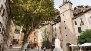 Forget summer, the French know Provence is at its best during autumn