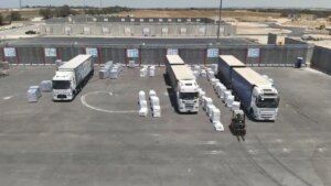 As Israel faces blame for the hunger crisis in Gaza, UN’s own data shows most of its aid is looted