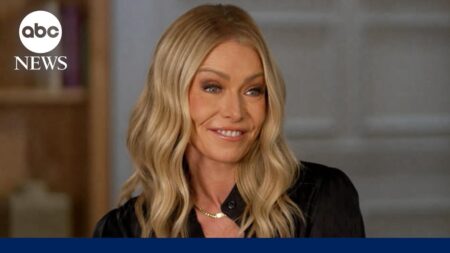 Kelly Ripa and Mark Consuelos discuss new project: An Italian soccer team