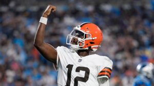Ex-NBA player makes Shedeur Sanders-LeBron James comparison after QB’s preseason debut
