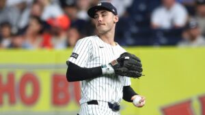 Yankees’ Cody Bellinger faces ridicule for outfield flub in loss to Astros