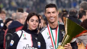 Cristiano Ronaldo’s longtime girlfriend Georgina Rodriguez announces engagement by showing off massive ring