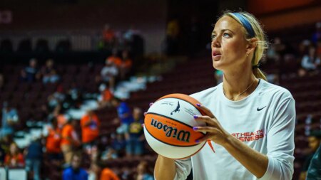 Fever star Sophie Cunningham’s sister rips WNBA refs after guard suffers devastating knee injury