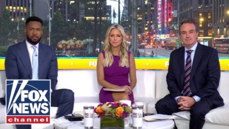Hosts left STUNNED after Trump’s historic meeting: ‘PHOTO OF THE CENTURY’