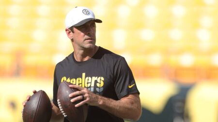 Aaron Rodgers issues warning shot to Steelers offensive line after teammate’s training camp knock down