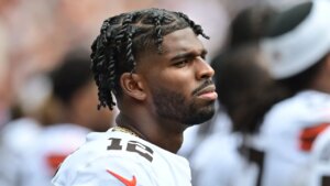 Shedeur Sanders has disastrous performance in final preseason game as fans debate coaching decisions