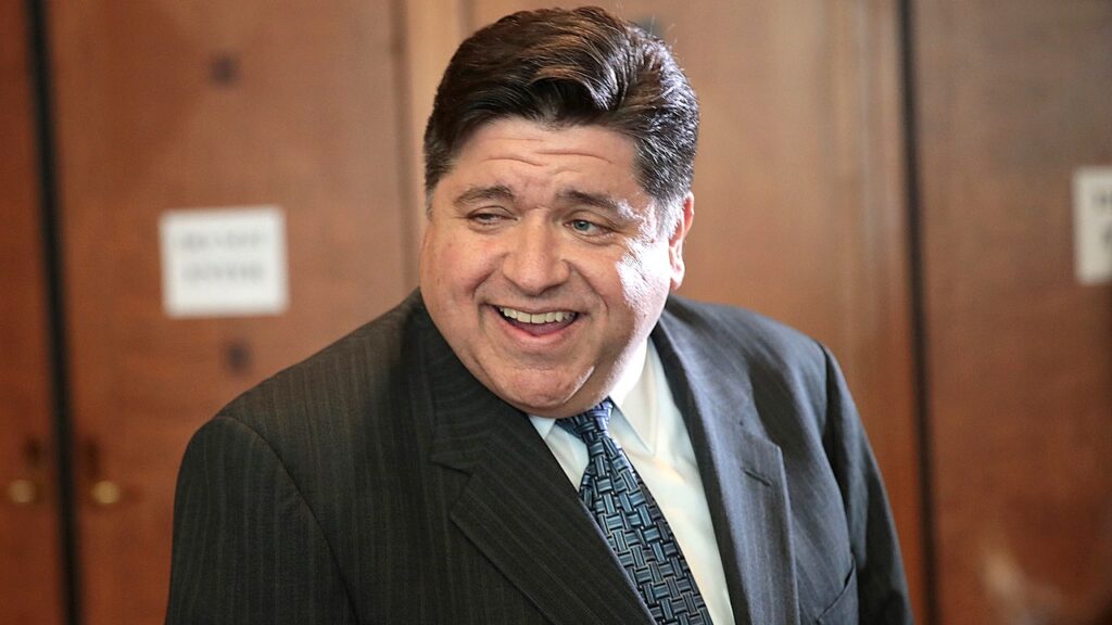Gov. Pritzker says Trump trying to ‘manufacture a crisis’ as admin plans National Guard deployment to Chicago