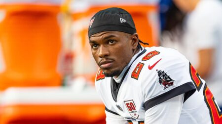 Bucs to waive Shilo Sanders after ejection from punching Bills player: report